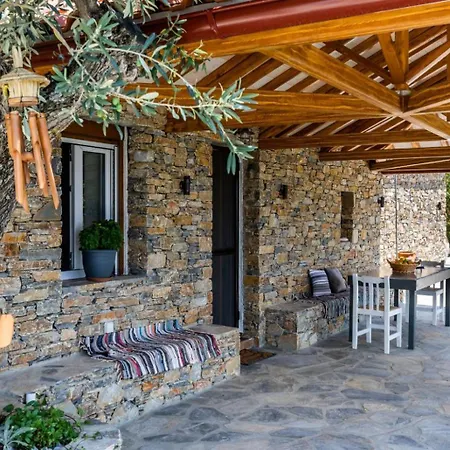 Oak Tree Villa *