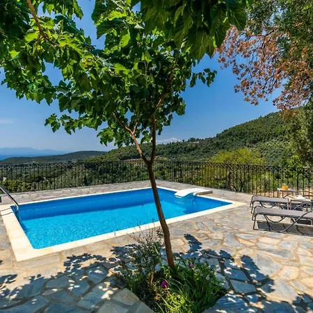 Villa Oak Tree Pefkias