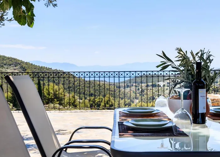 Vila Oak Tree New Translation